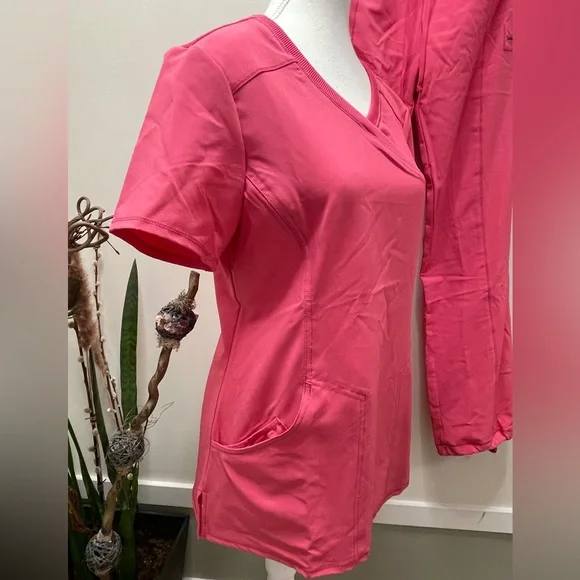 Cherokee Infinity Scrub TOP - Picture 5 of 10